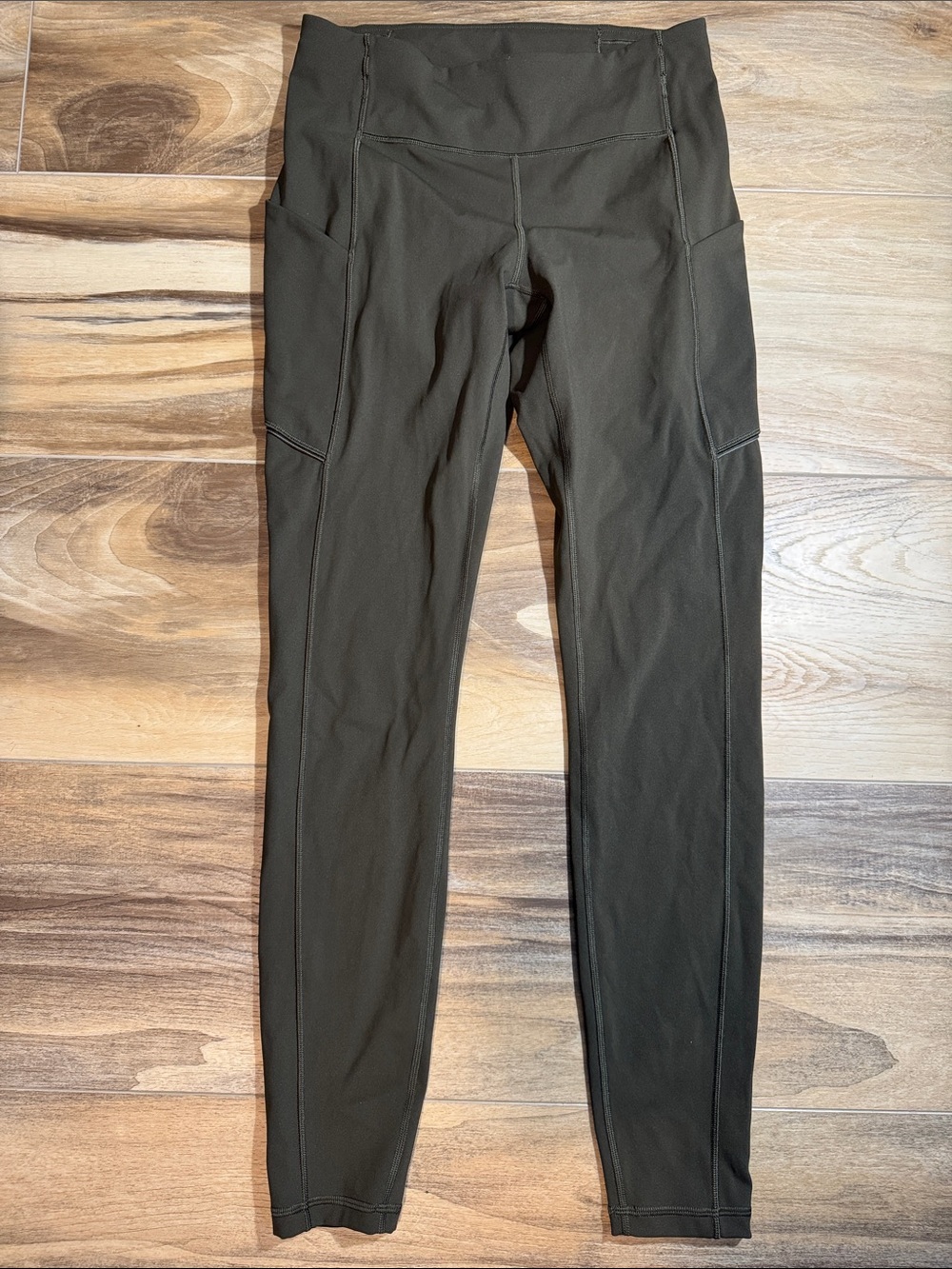 Lululemon Speed Up Pant 28" *Full-On Luxtreme - Olive Green - Size 6